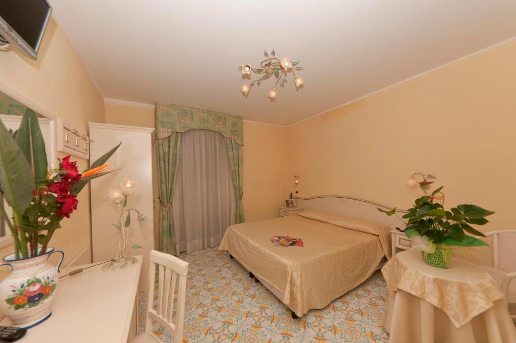 弗朗卡酒店 Forio di Ischia 客房 照片