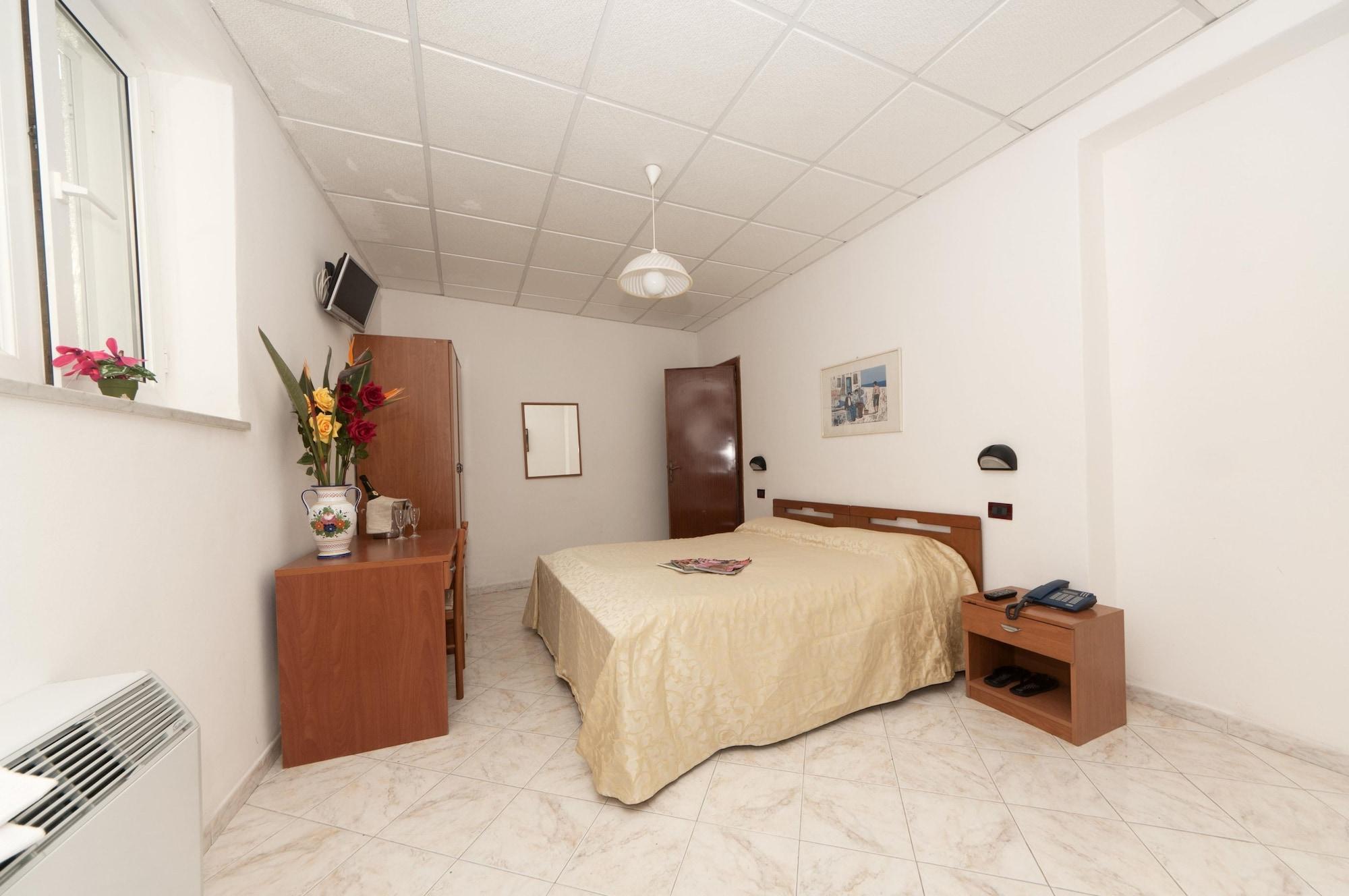 弗朗卡酒店 Forio di Ischia 外观 照片