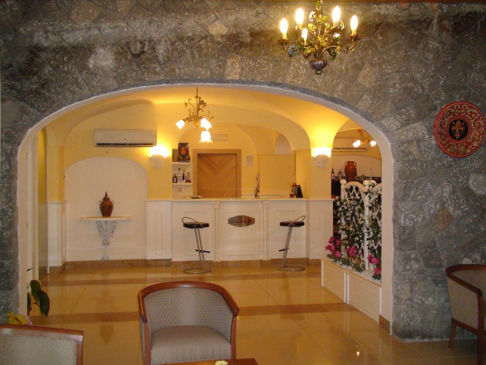 弗朗卡酒店 Forio di Ischia 外观 照片