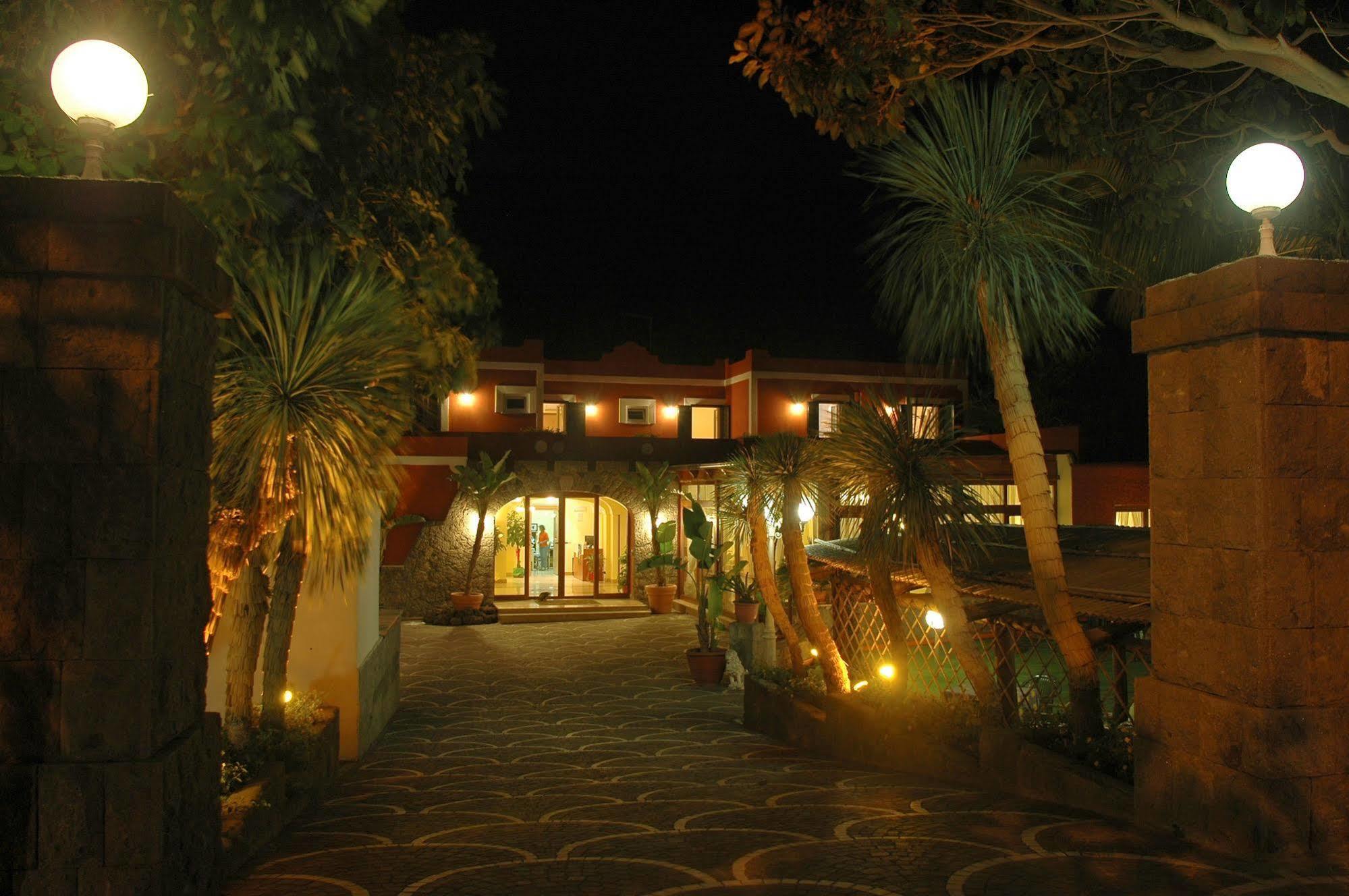 弗朗卡酒店 Forio di Ischia 外观 照片