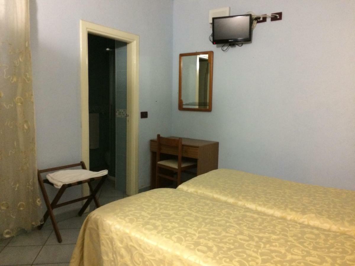弗朗卡酒店 Forio di Ischia 外观 照片